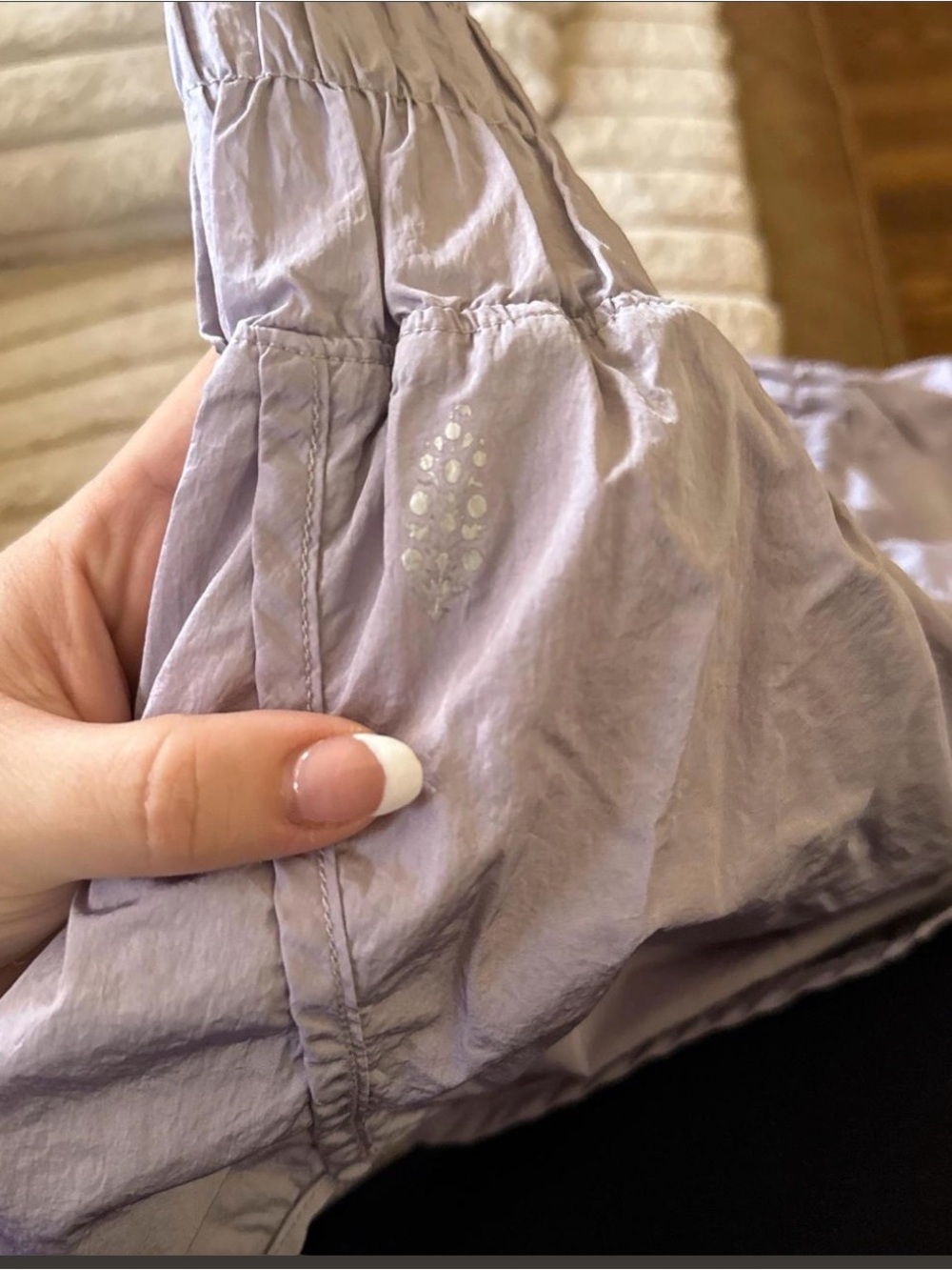 Free People Women’s Short - Picture 3 of 3